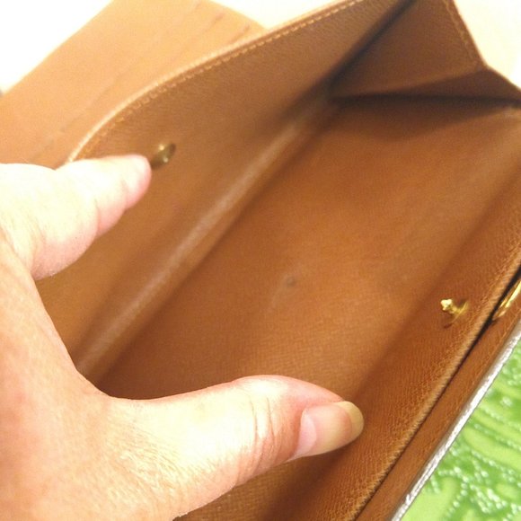 Louis Vuitton Monogram International Wallet - Picture 10 of 14